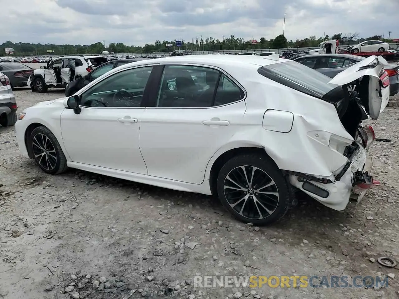 2 Photograph of a damaged car 4T1B11HK9KU207740 TOYOTA CAMRY 2019