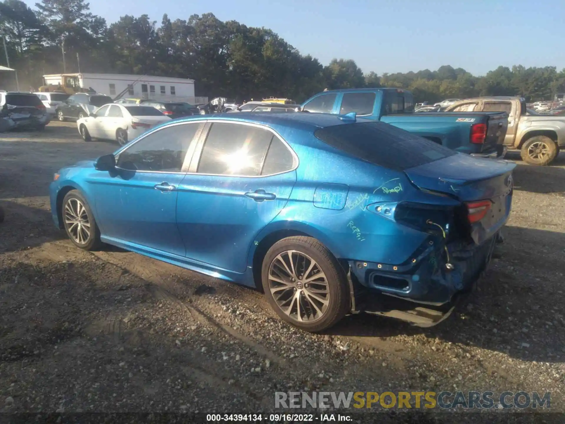 3 Photograph of a damaged car 4T1B11HK9KU208354 TOYOTA CAMRY 2019