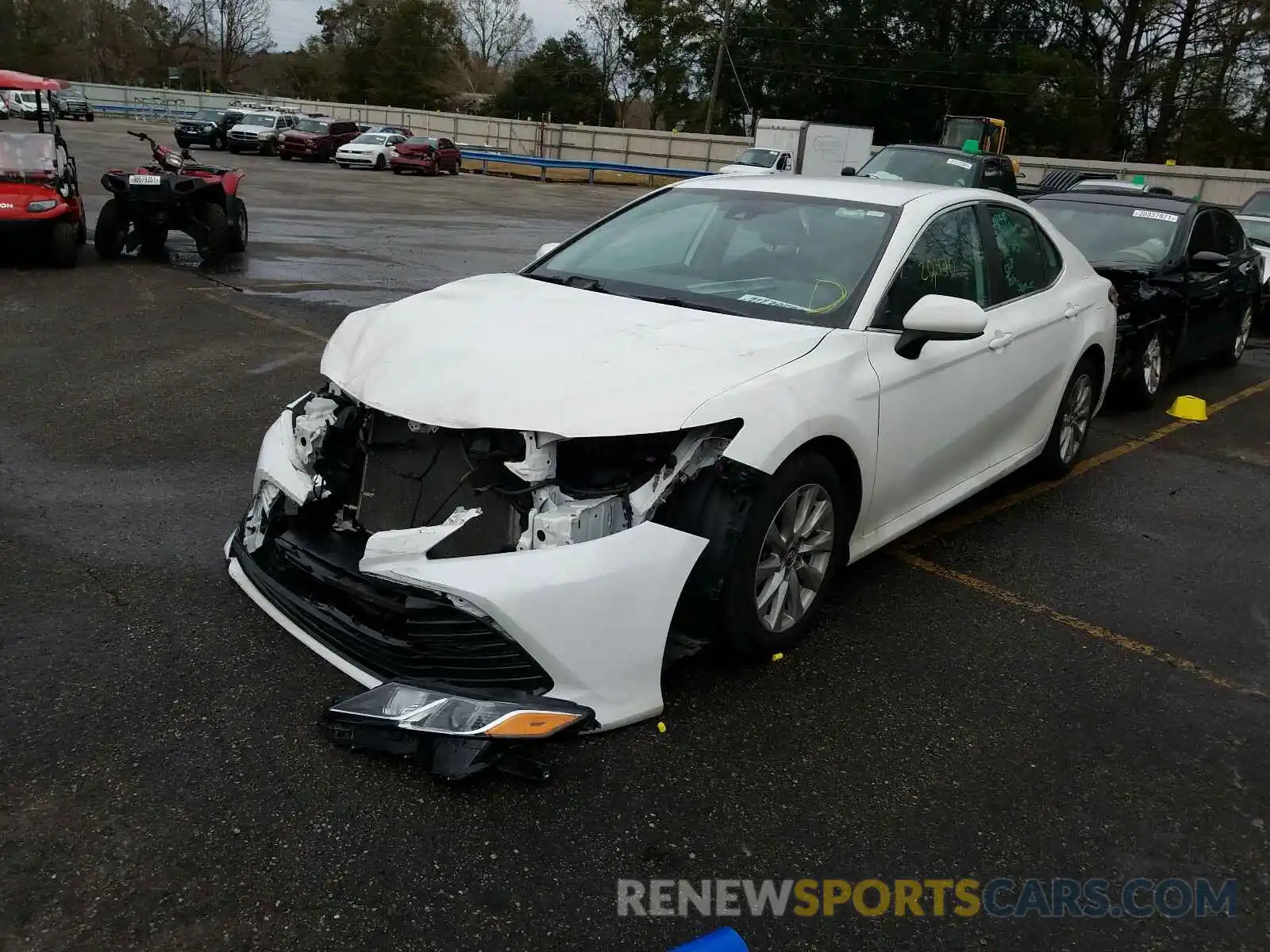 2 Photograph of a damaged car 4T1B11HK9KU213215 TOYOTA CAMRY 2019