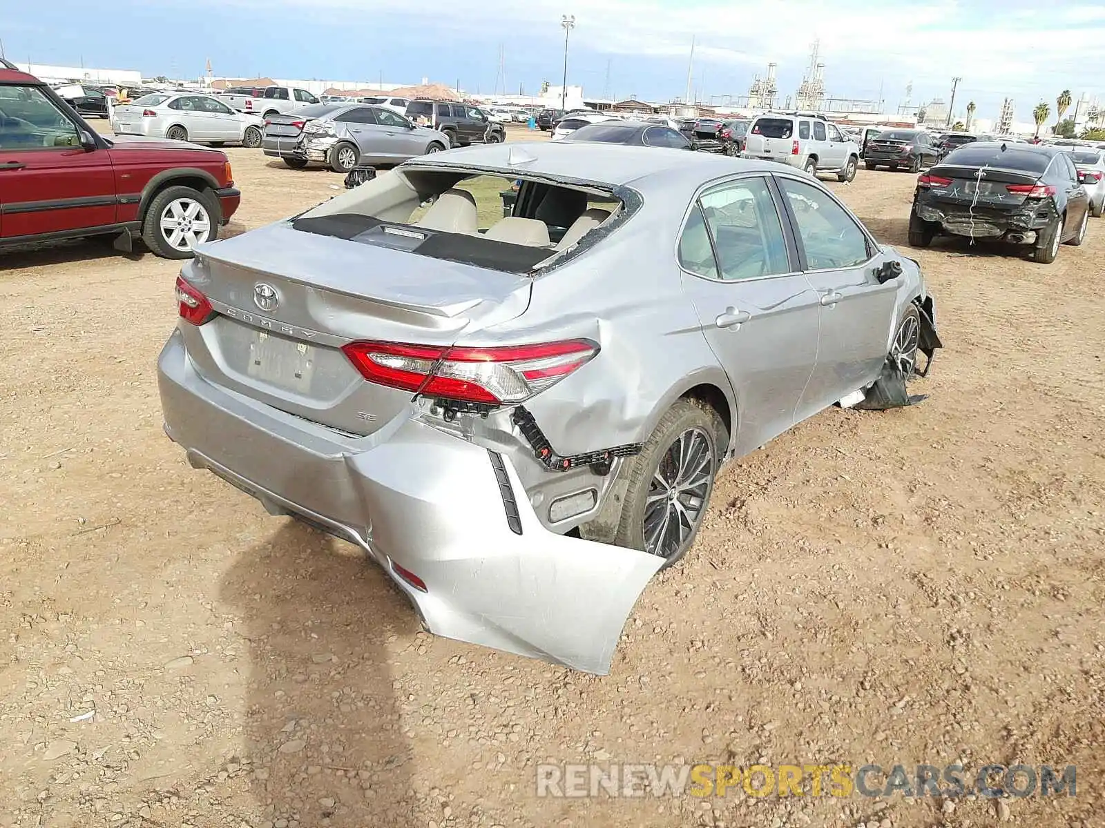 4 Photograph of a damaged car 4T1B11HK9KU216048 TOYOTA CAMRY 2019