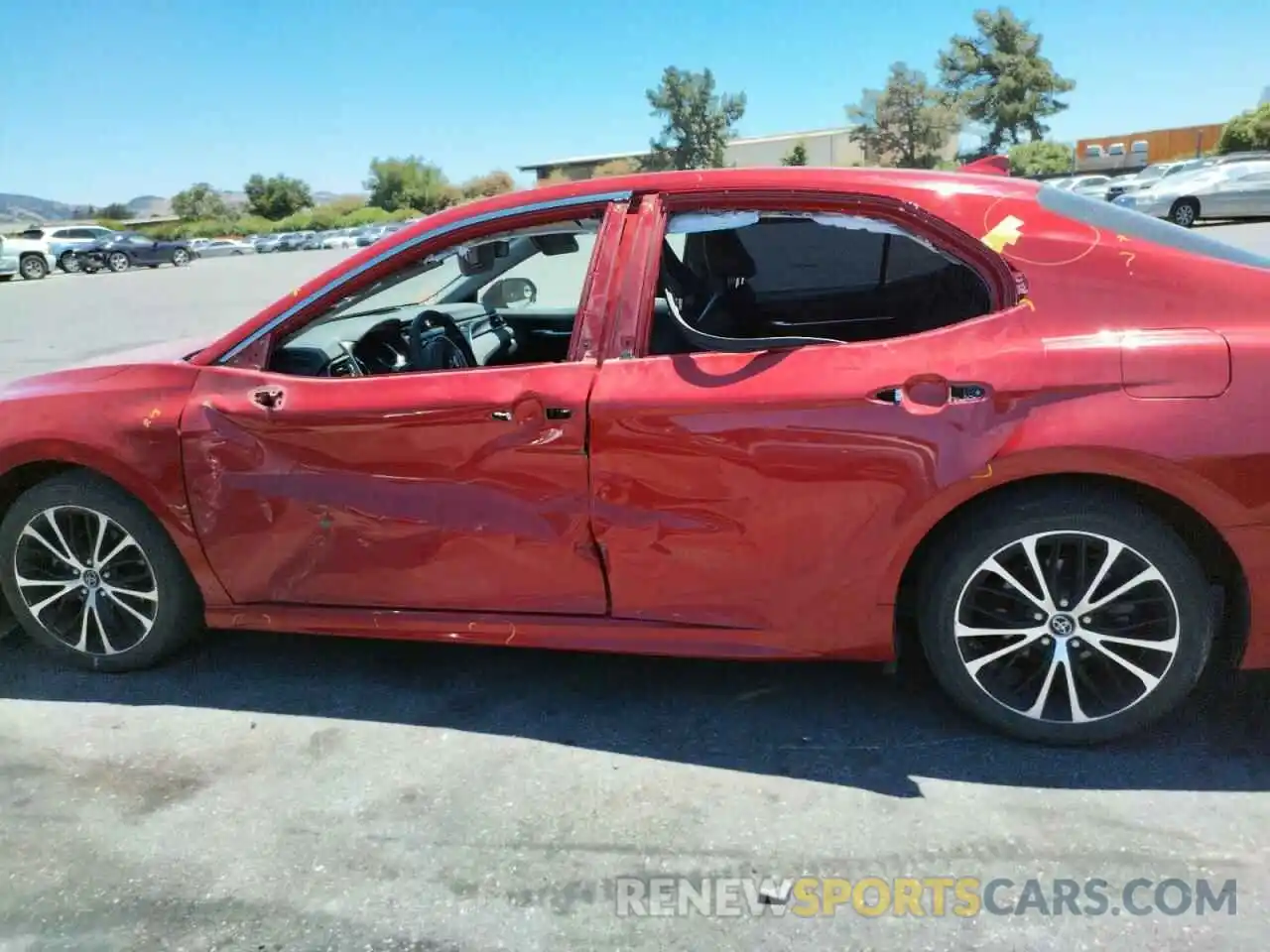 9 Photograph of a damaged car 4T1B11HK9KU222707 TOYOTA CAMRY 2019