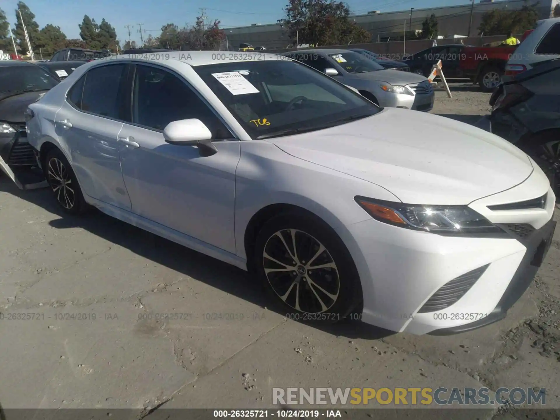 1 Photograph of a damaged car 4T1B11HK9KU227518 TOYOTA CAMRY 2019