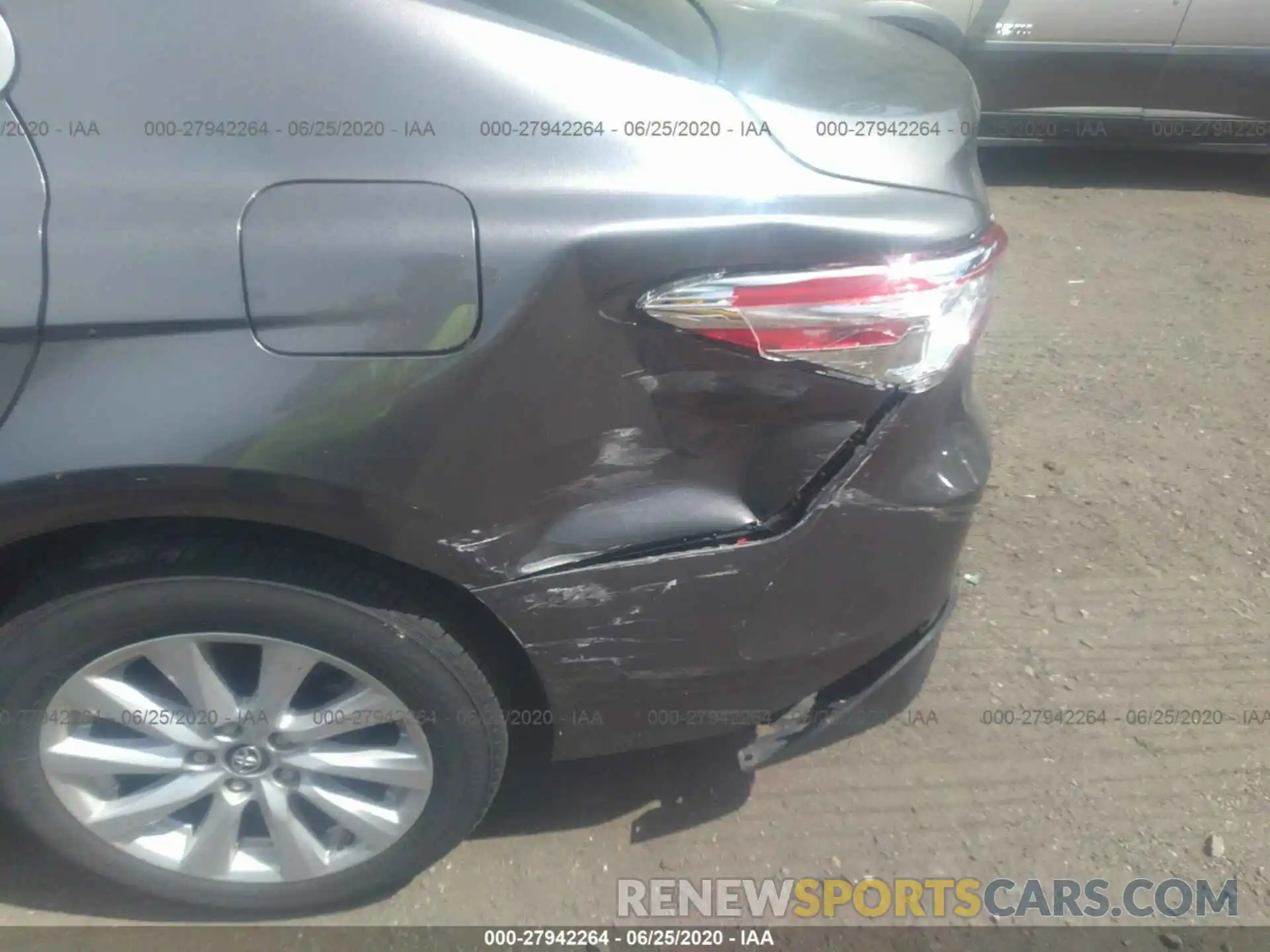 6 Photograph of a damaged car 4T1B11HK9KU227955 TOYOTA CAMRY 2019