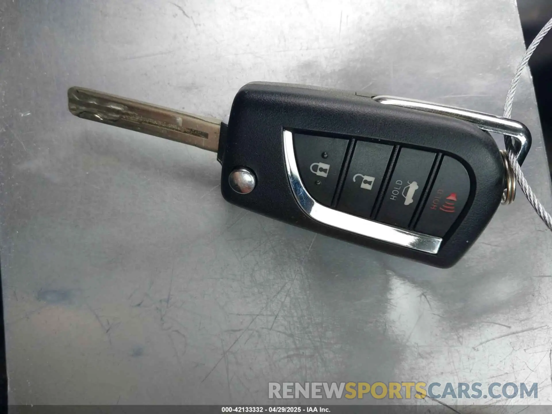 11 Photograph of a damaged car 4T1B11HK9KU229110 TOYOTA CAMRY 2019