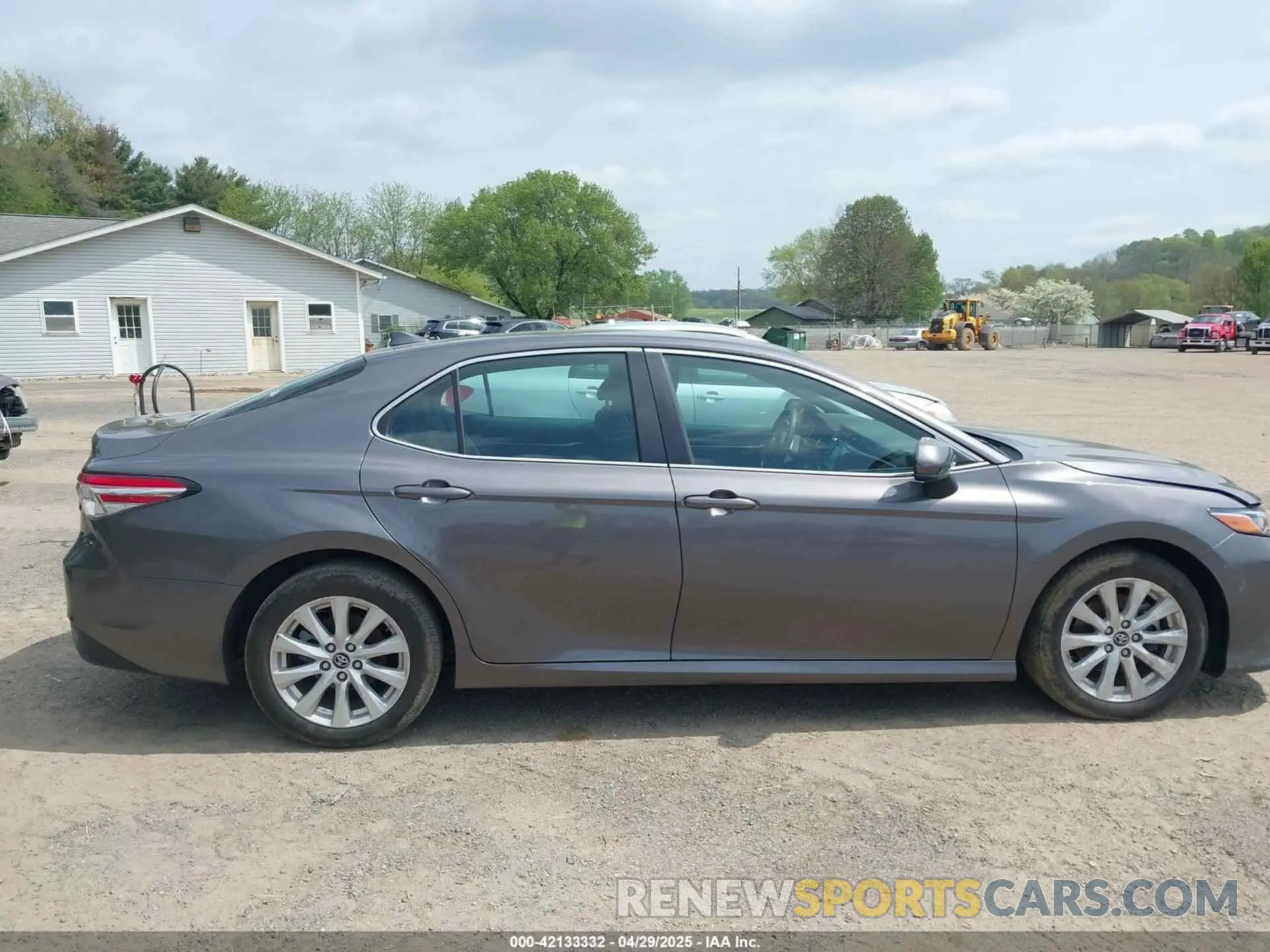 14 Photograph of a damaged car 4T1B11HK9KU229110 TOYOTA CAMRY 2019