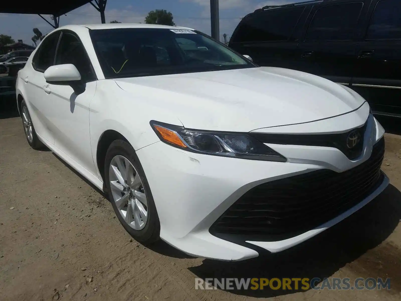 1 Photograph of a damaged car 4T1B11HK9KU229950 TOYOTA CAMRY 2019