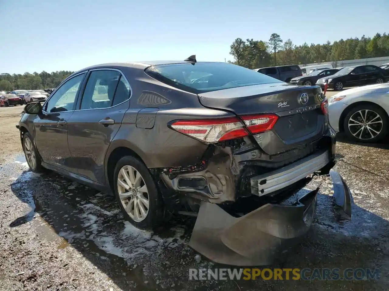 3 Photograph of a damaged car 4T1B11HK9KU230905 TOYOTA CAMRY 2019