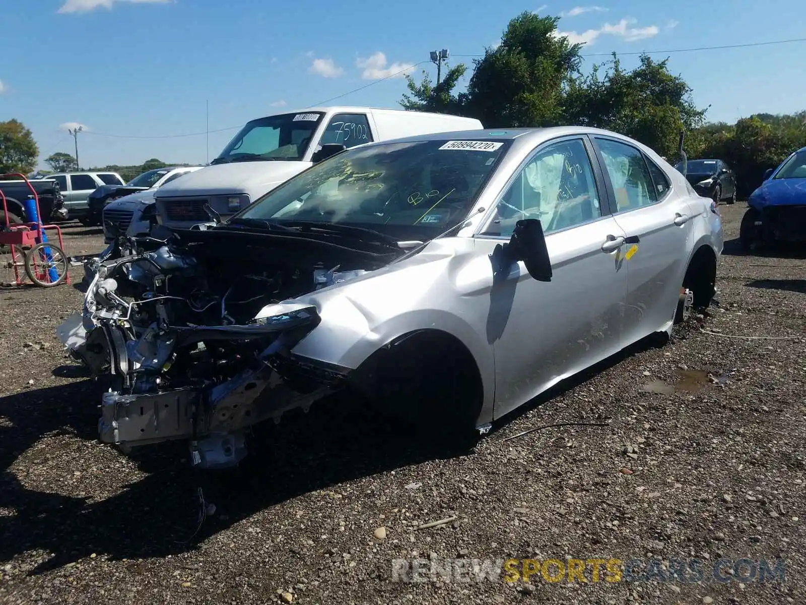 2 Photograph of a damaged car 4T1B11HK9KU231388 TOYOTA CAMRY 2019