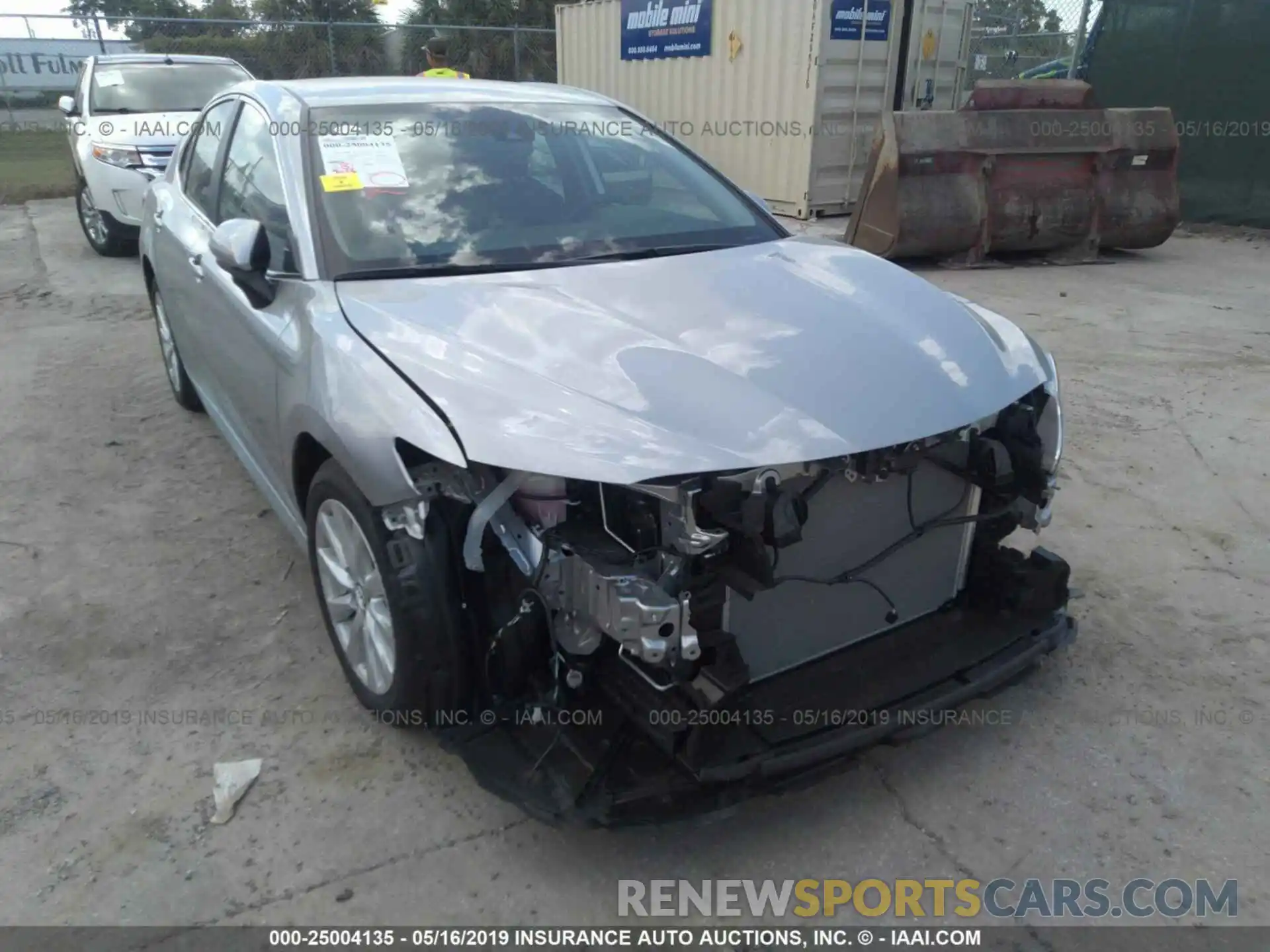 6 Photograph of a damaged car 4T1B11HK9KU232007 TOYOTA CAMRY 2019