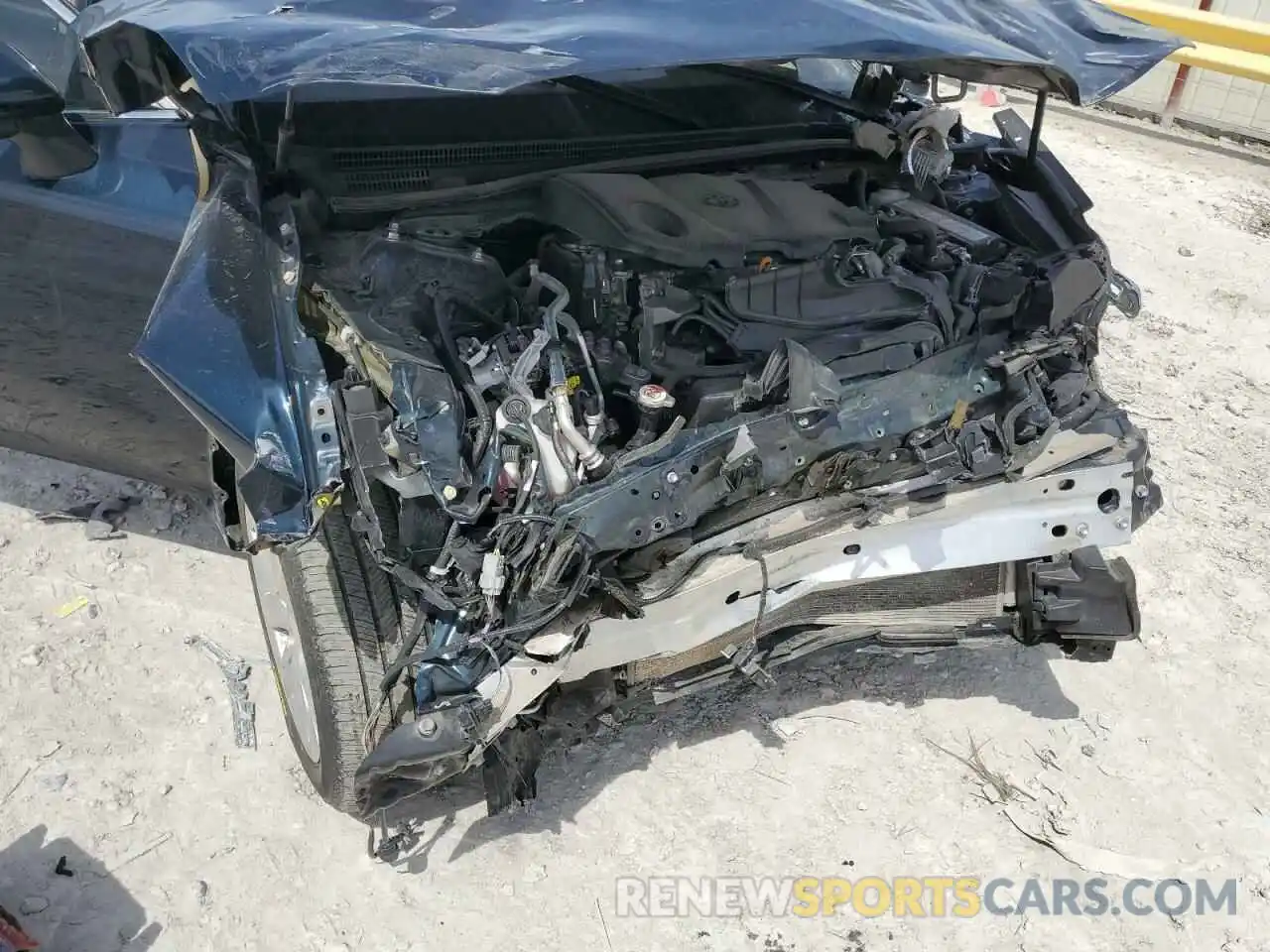 9 Photograph of a damaged car 4T1B11HK9KU234016 TOYOTA CAMRY 2019