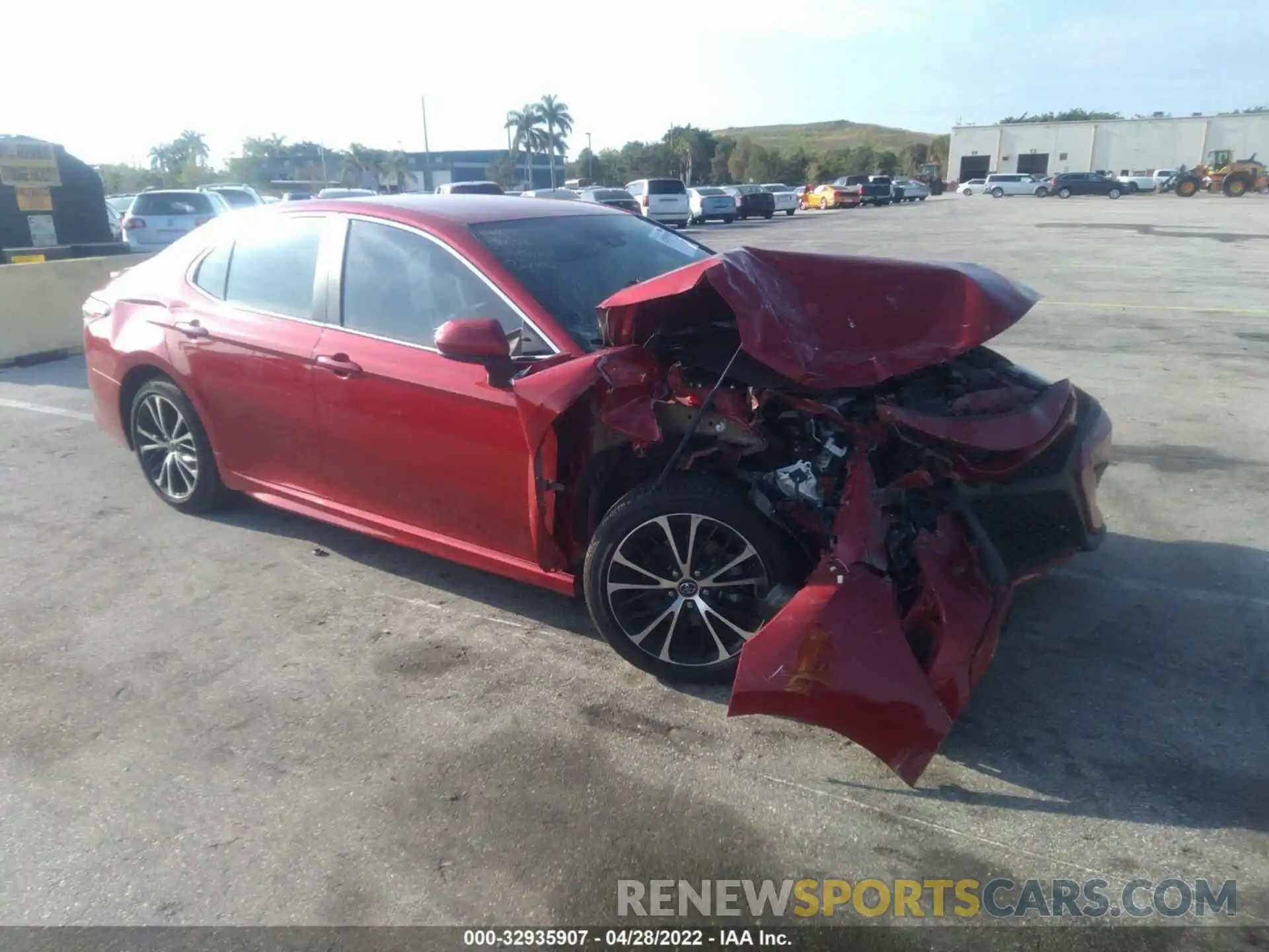 1 Photograph of a damaged car 4T1B11HK9KU235151 TOYOTA CAMRY 2019