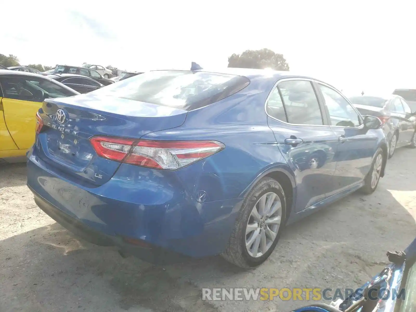 4 Photograph of a damaged car 4T1B11HK9KU235540 TOYOTA CAMRY 2019