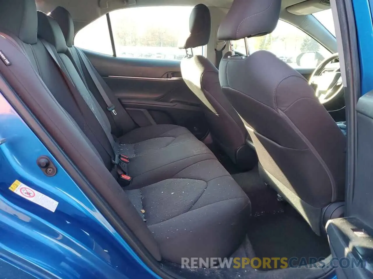 10 Photograph of a damaged car 4T1B11HK9KU236493 TOYOTA CAMRY 2019