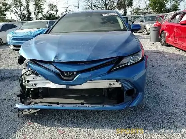 14 Photograph of a damaged car 4T1B11HK9KU237496 TOYOTA CAMRY 2019