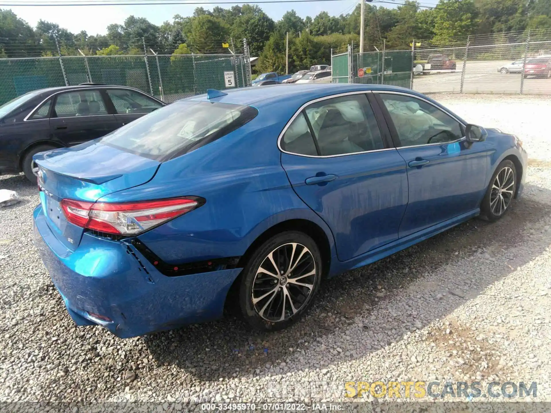 4 Photograph of a damaged car 4T1B11HK9KU238065 TOYOTA CAMRY 2019