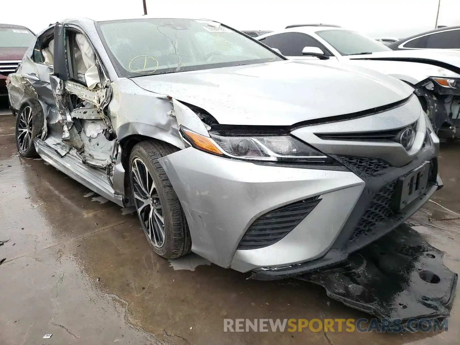 1 Photograph of a damaged car 4T1B11HK9KU238163 TOYOTA CAMRY 2019