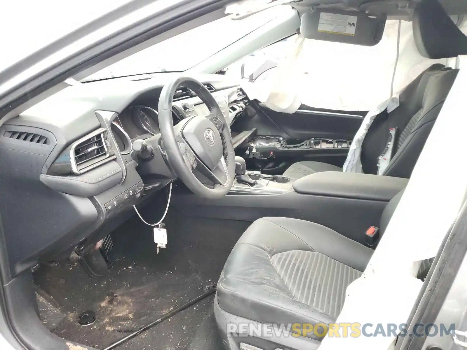 5 Photograph of a damaged car 4T1B11HK9KU238163 TOYOTA CAMRY 2019