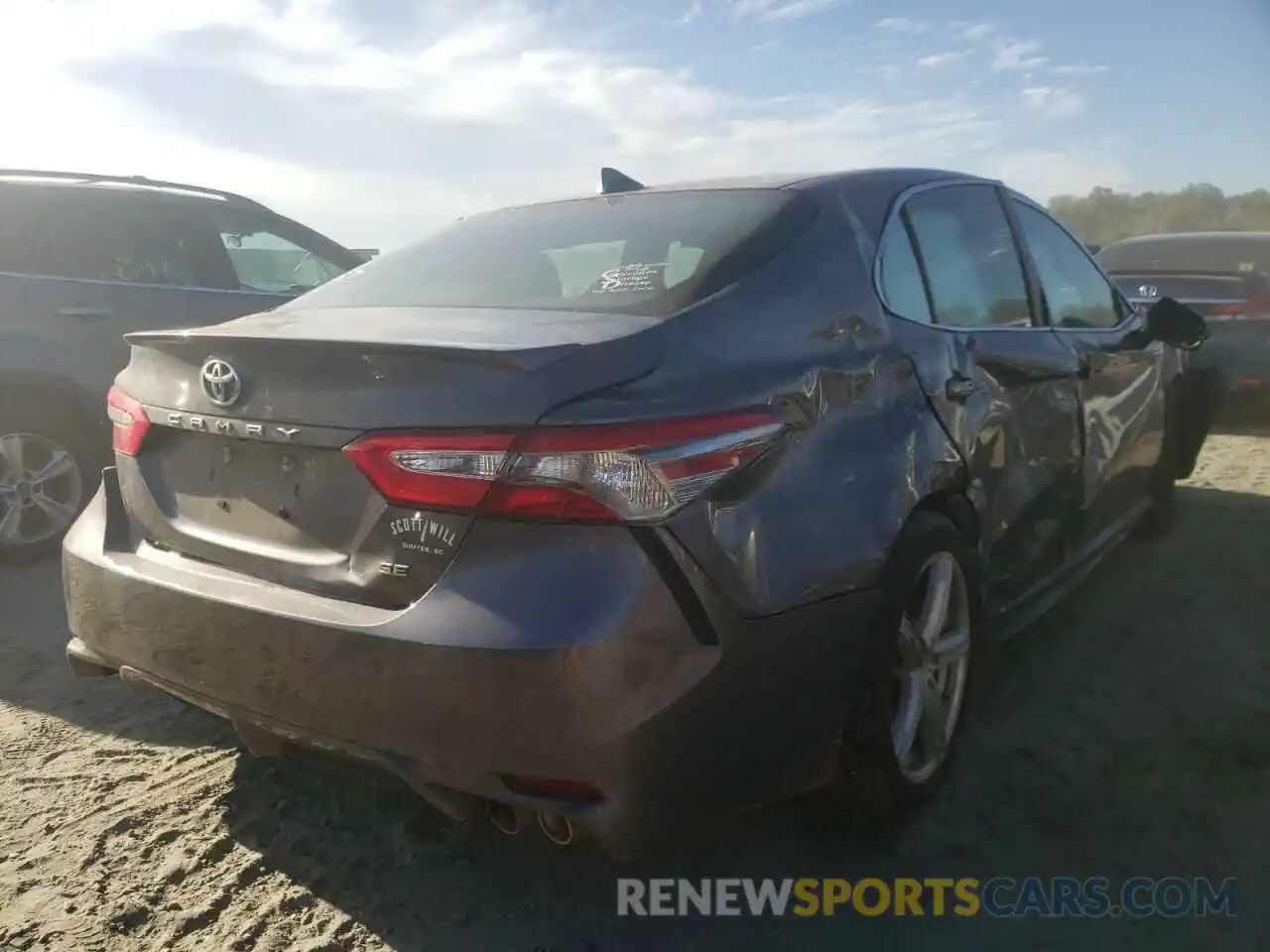 4 Photograph of a damaged car 4T1B11HK9KU239166 TOYOTA CAMRY 2019