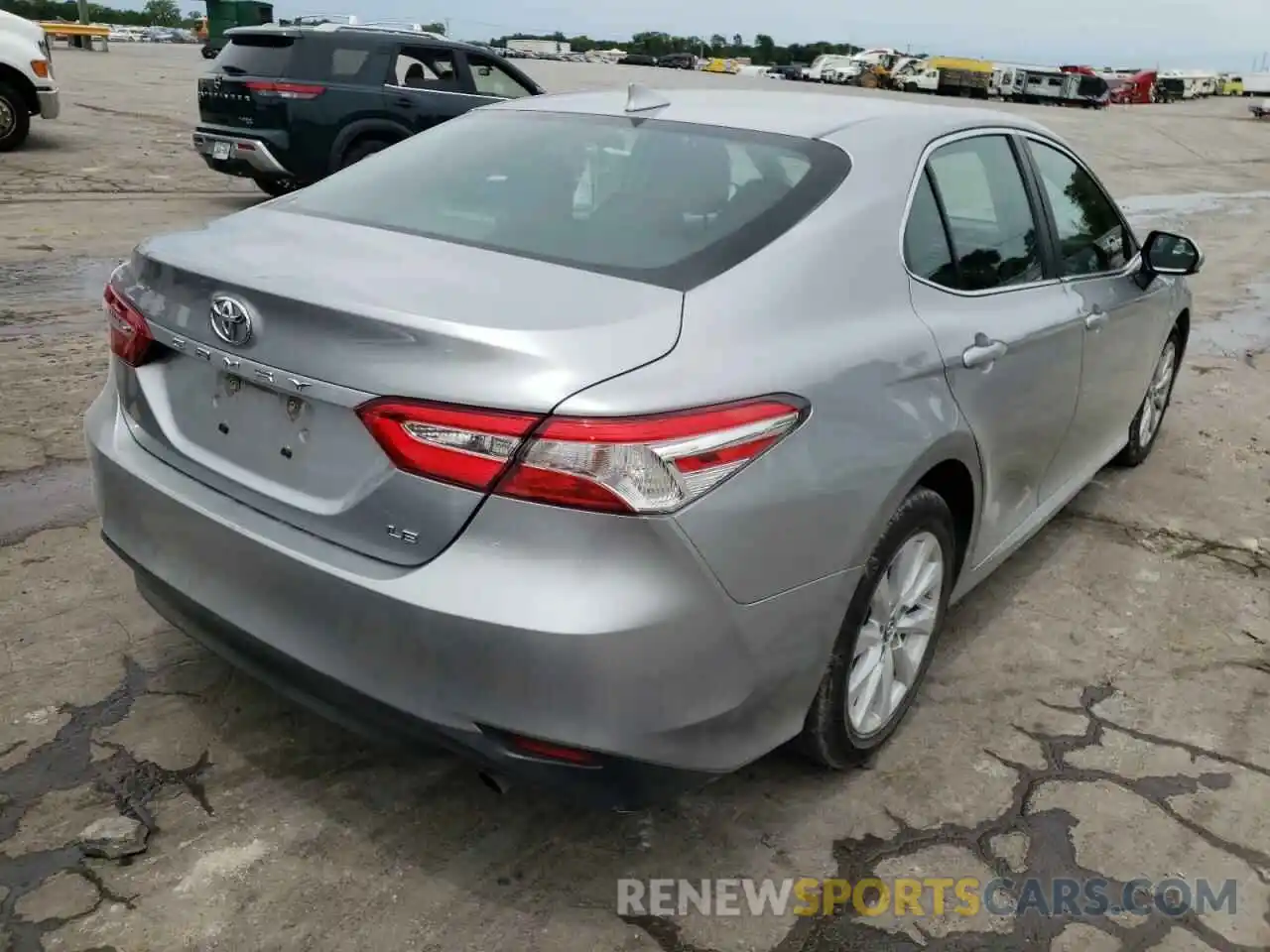 4 Photograph of a damaged car 4T1B11HK9KU240088 TOYOTA CAMRY 2019