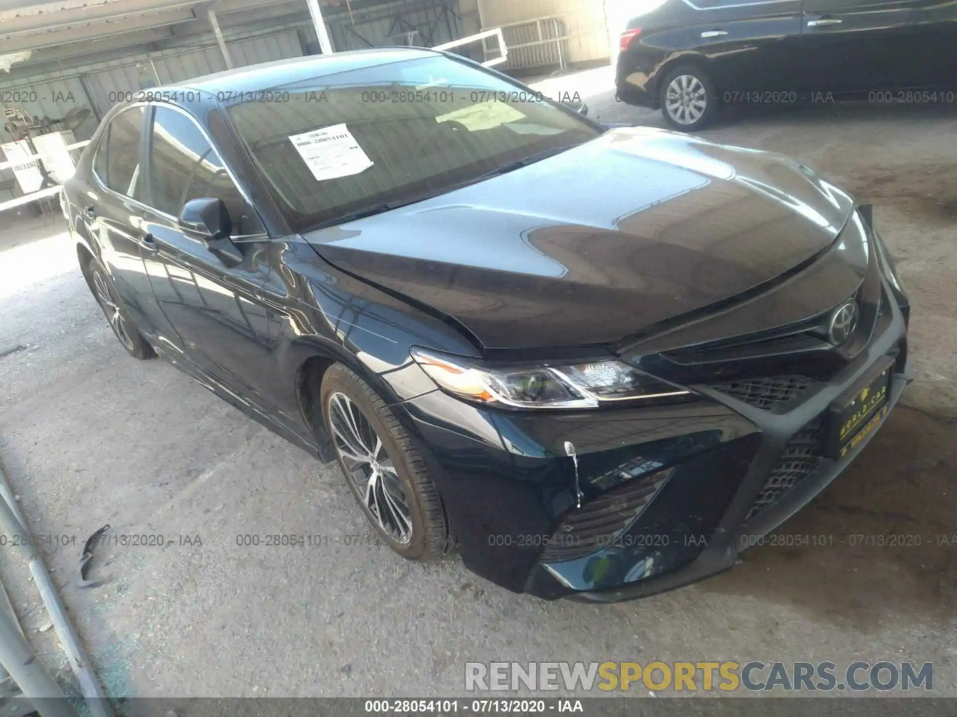 1 Photograph of a damaged car 4T1B11HK9KU240544 TOYOTA CAMRY 2019