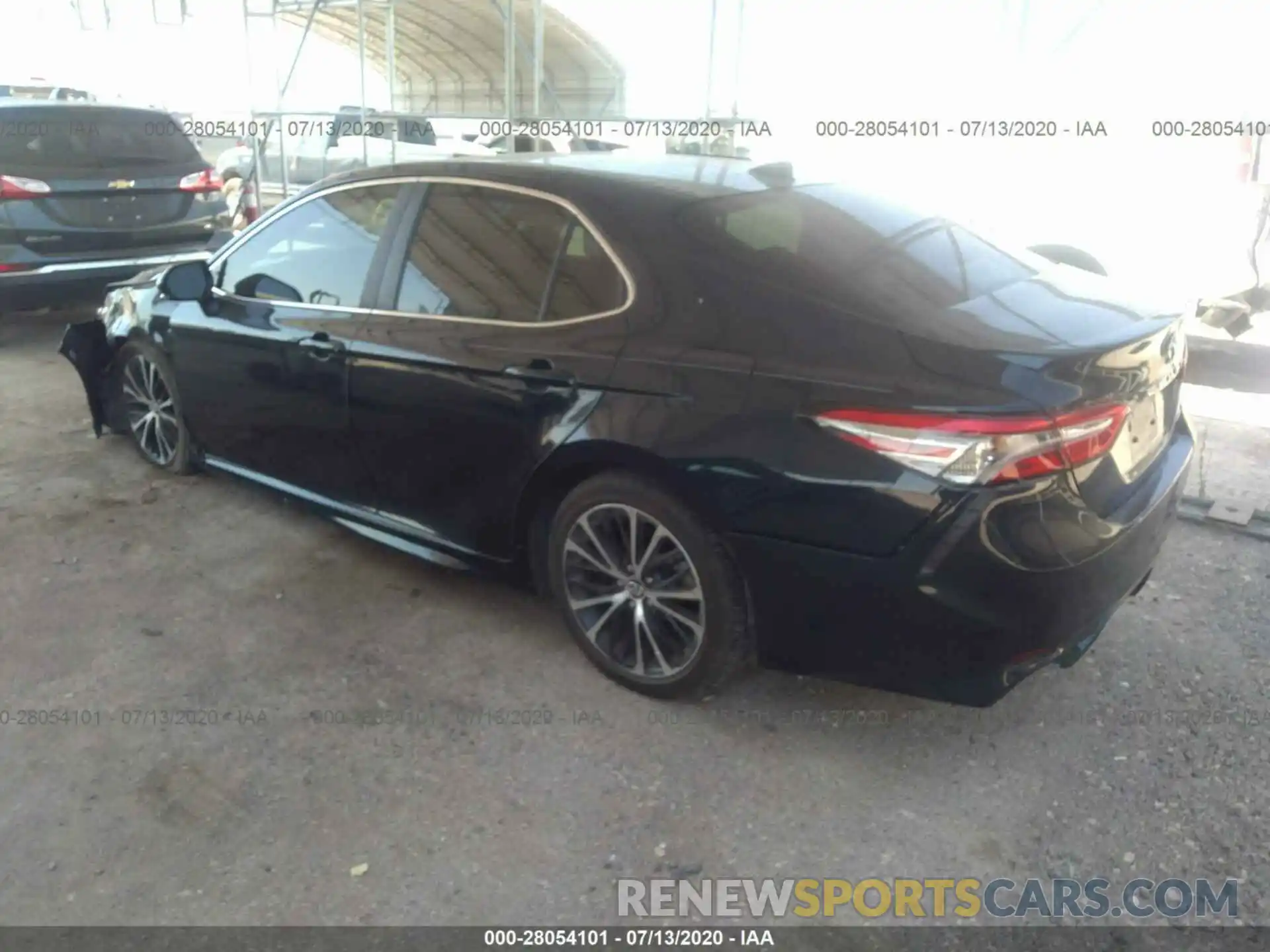 3 Photograph of a damaged car 4T1B11HK9KU240544 TOYOTA CAMRY 2019