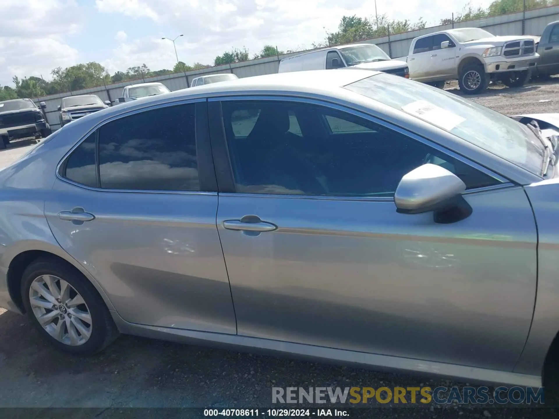 12 Photograph of a damaged car 4T1B11HK9KU241385 TOYOTA CAMRY 2019