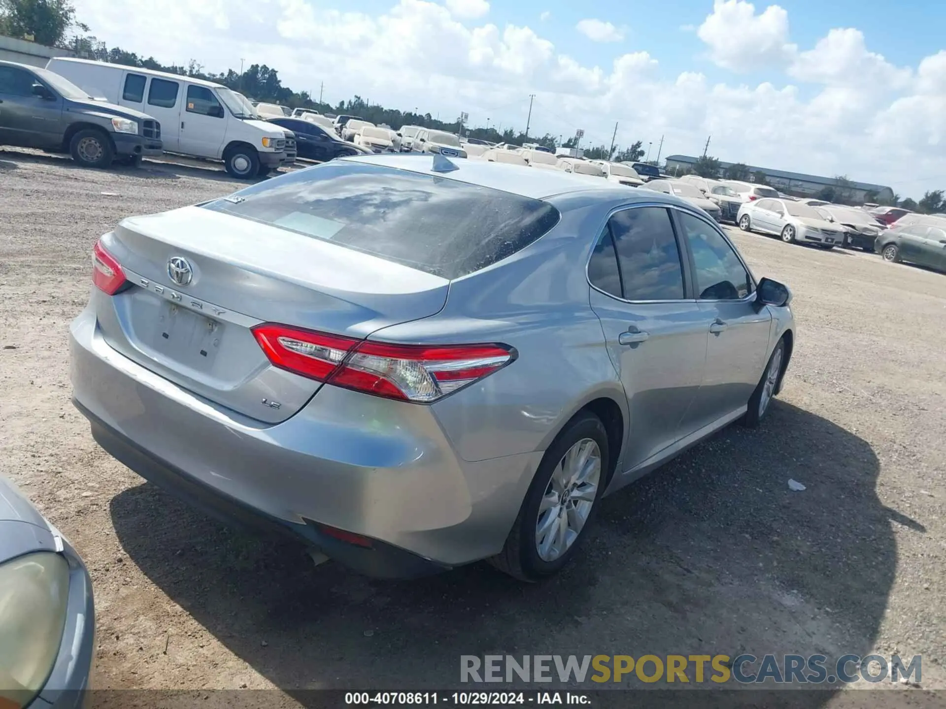 4 Photograph of a damaged car 4T1B11HK9KU241385 TOYOTA CAMRY 2019