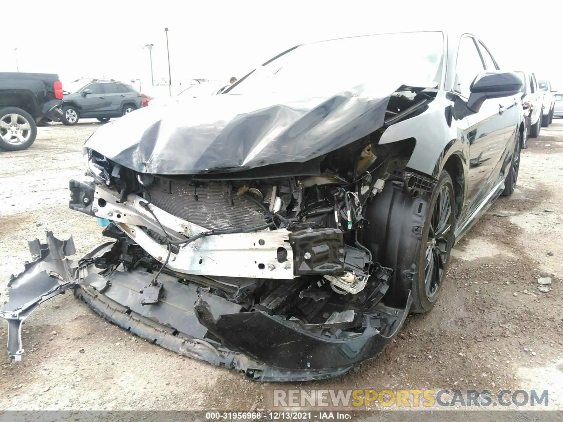 6 Photograph of a damaged car 4T1B11HK9KU242276 TOYOTA CAMRY 2019