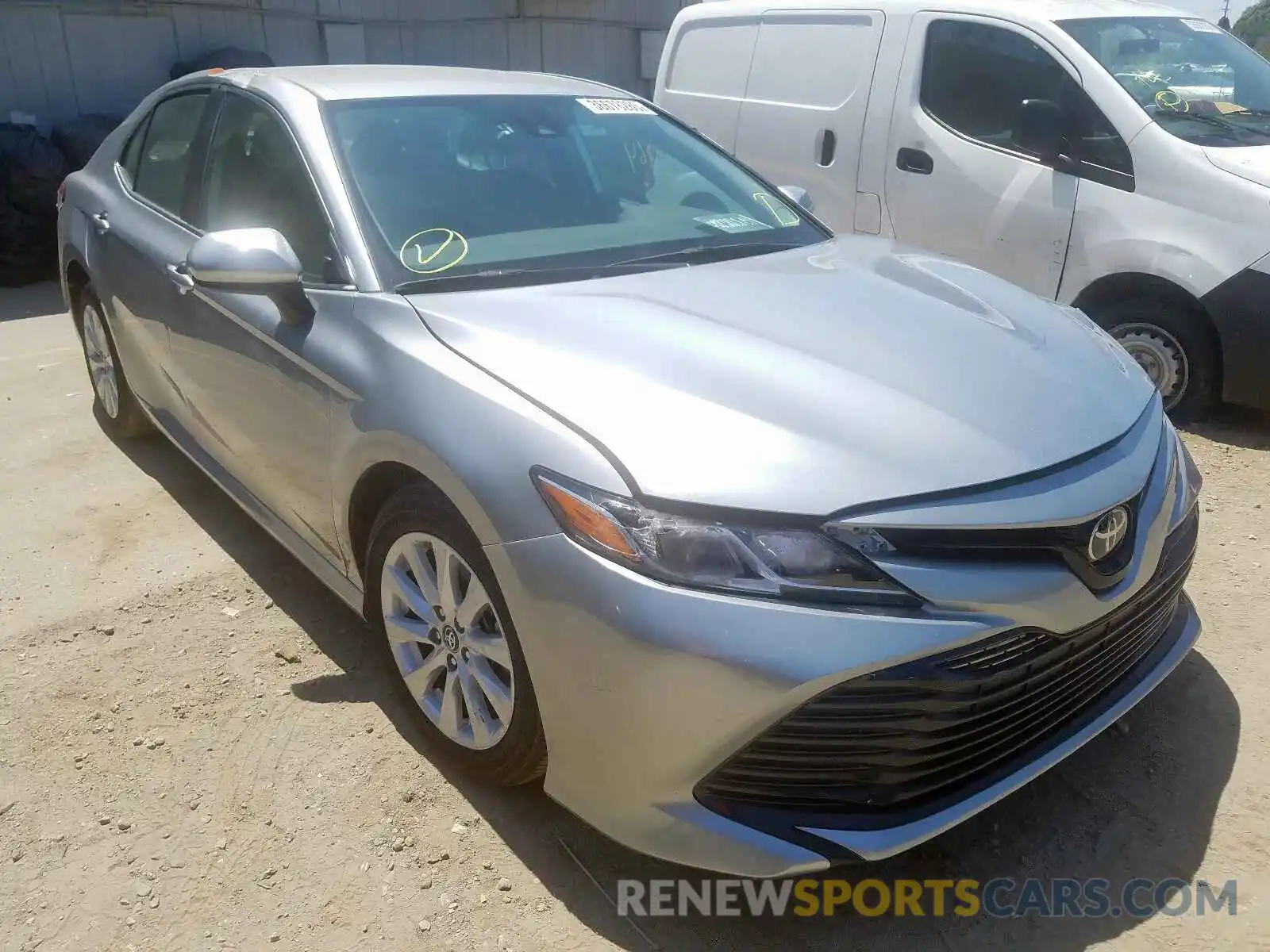 1 Photograph of a damaged car 4T1B11HK9KU243685 TOYOTA CAMRY 2019