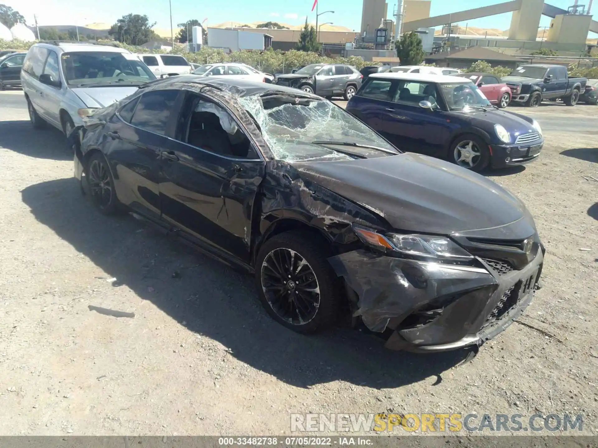 1 Photograph of a damaged car 4T1B11HK9KU243699 TOYOTA CAMRY 2019