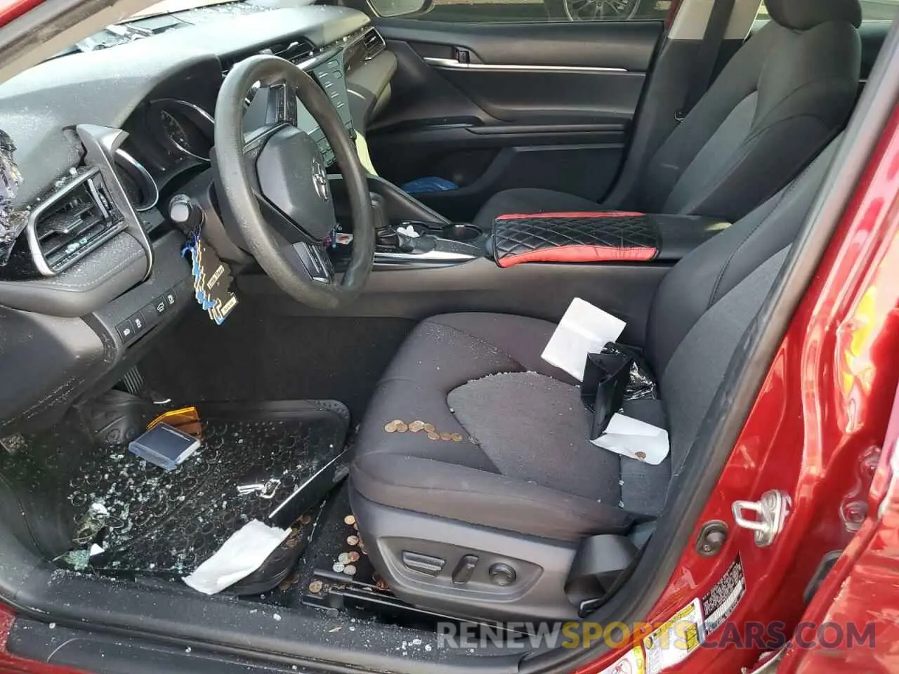 7 Photograph of a damaged car 4T1B11HK9KU243900 TOYOTA CAMRY 2019