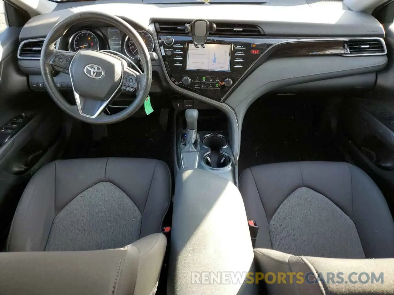 8 Photograph of a damaged car 4T1B11HK9KU245436 TOYOTA CAMRY 2019