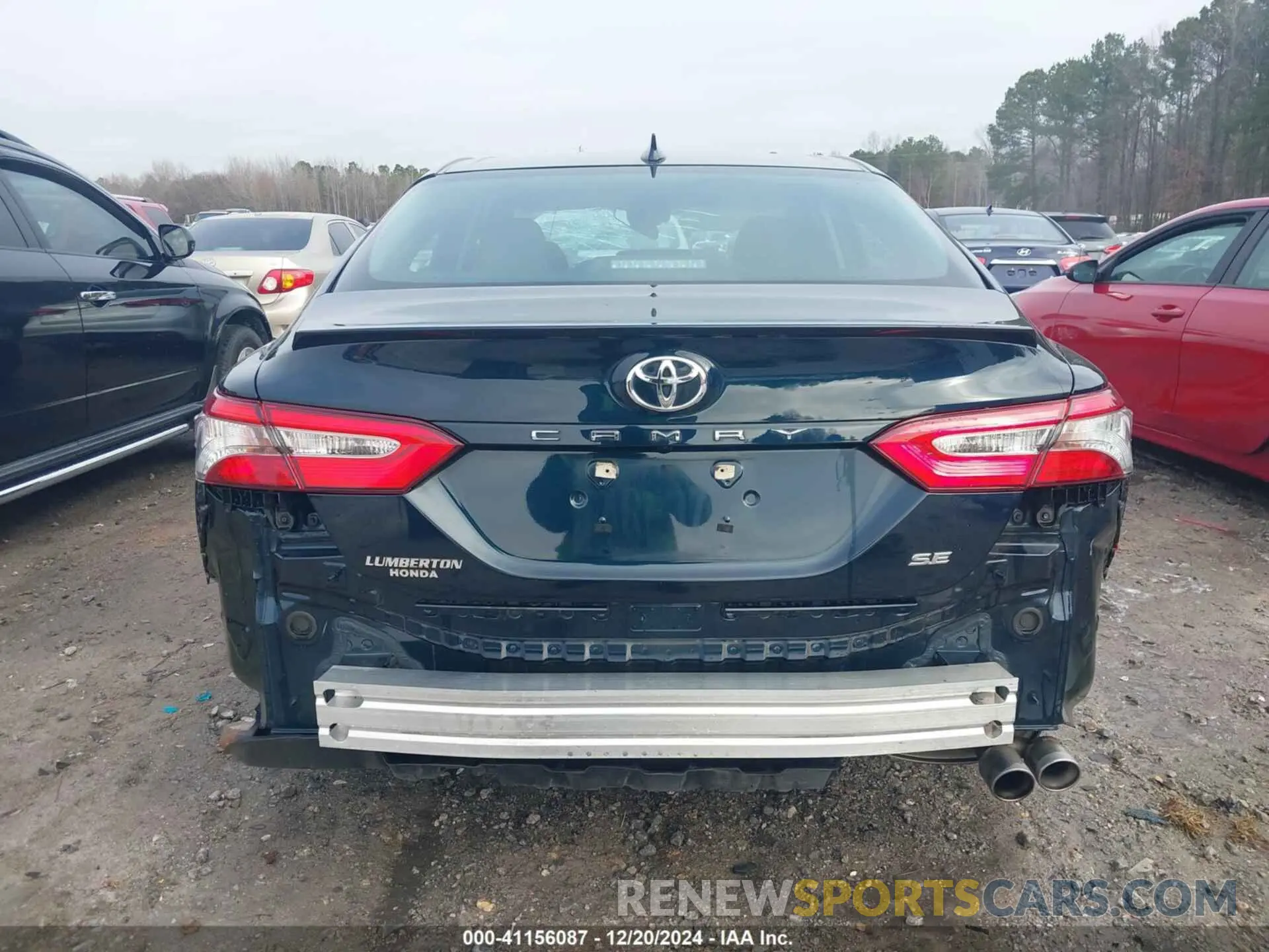 17 Photograph of a damaged car 4T1B11HK9KU245727 TOYOTA CAMRY 2019