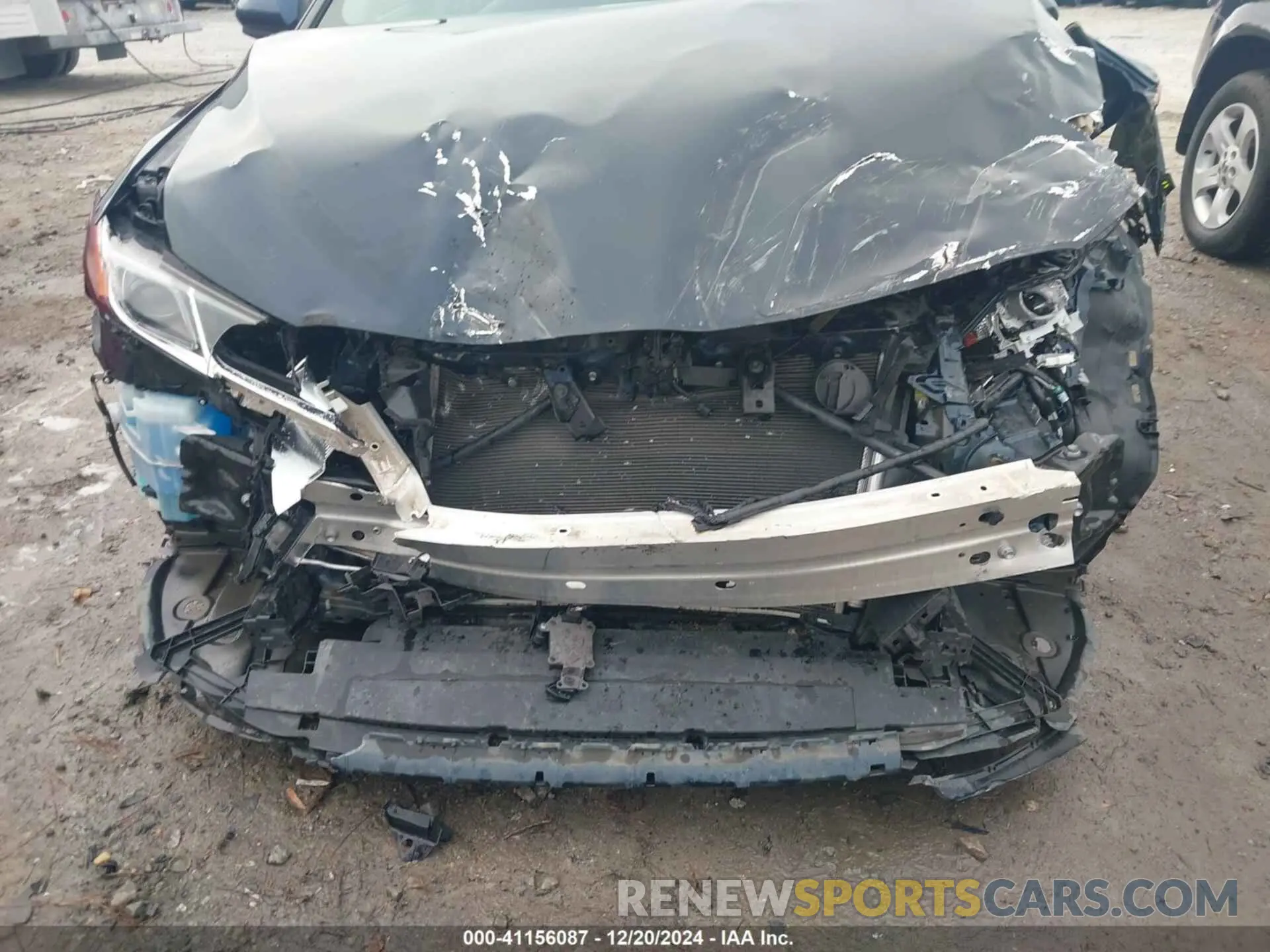 6 Photograph of a damaged car 4T1B11HK9KU245727 TOYOTA CAMRY 2019