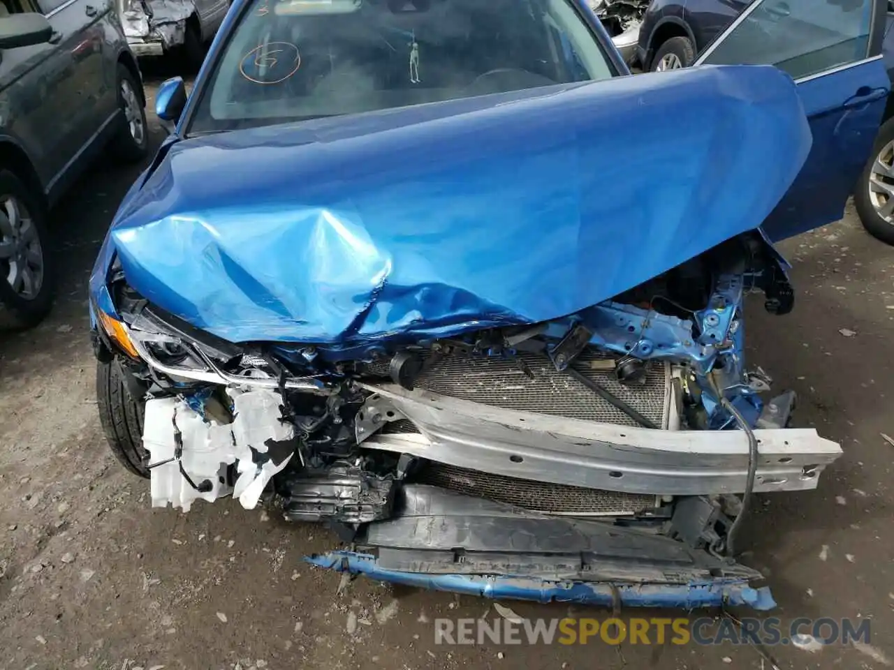 7 Photograph of a damaged car 4T1B11HK9KU249003 TOYOTA CAMRY 2019