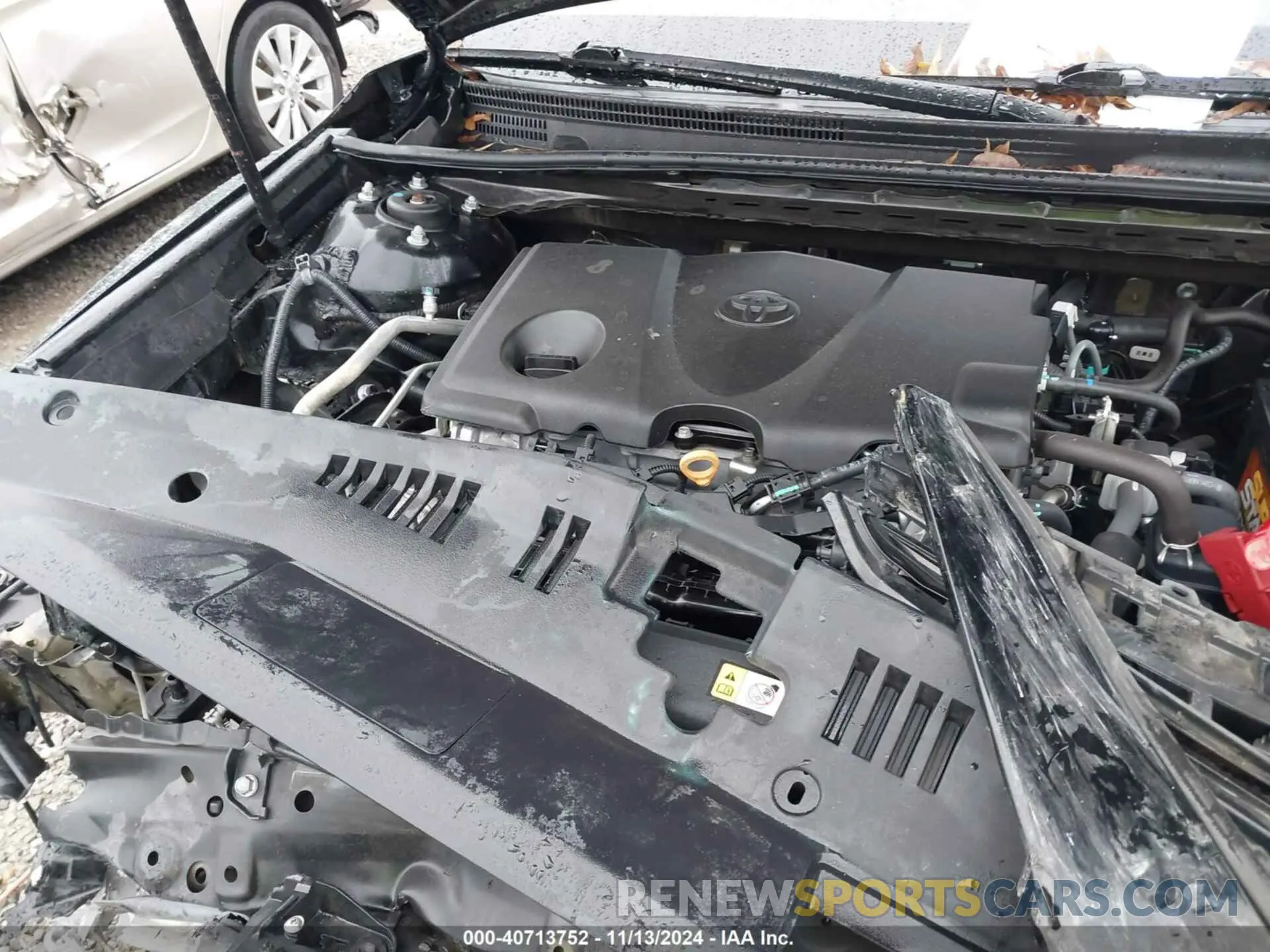 10 Photograph of a damaged car 4T1B11HK9KU250068 TOYOTA CAMRY 2019