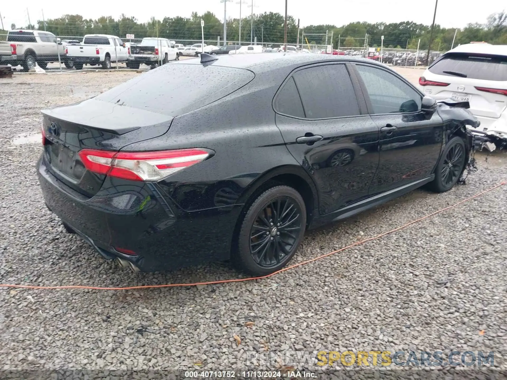 4 Photograph of a damaged car 4T1B11HK9KU250068 TOYOTA CAMRY 2019
