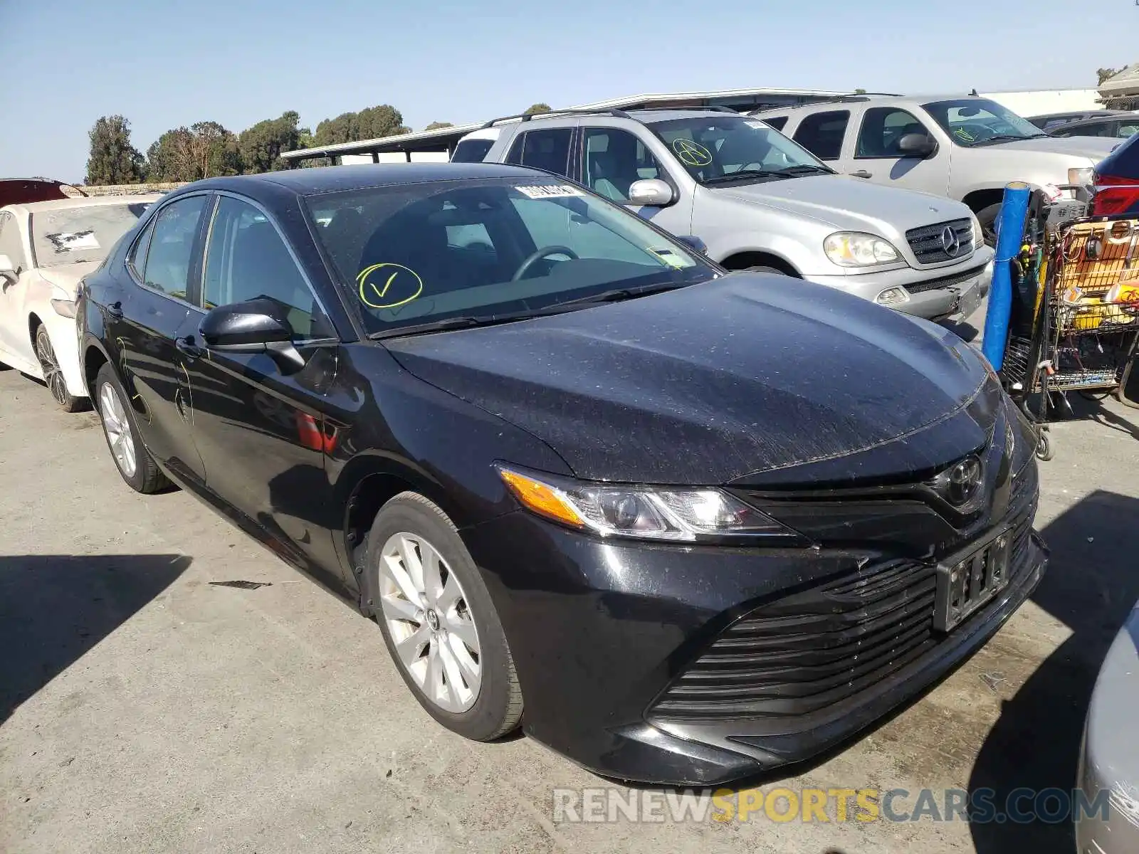 1 Photograph of a damaged car 4T1B11HK9KU251138 TOYOTA CAMRY 2019