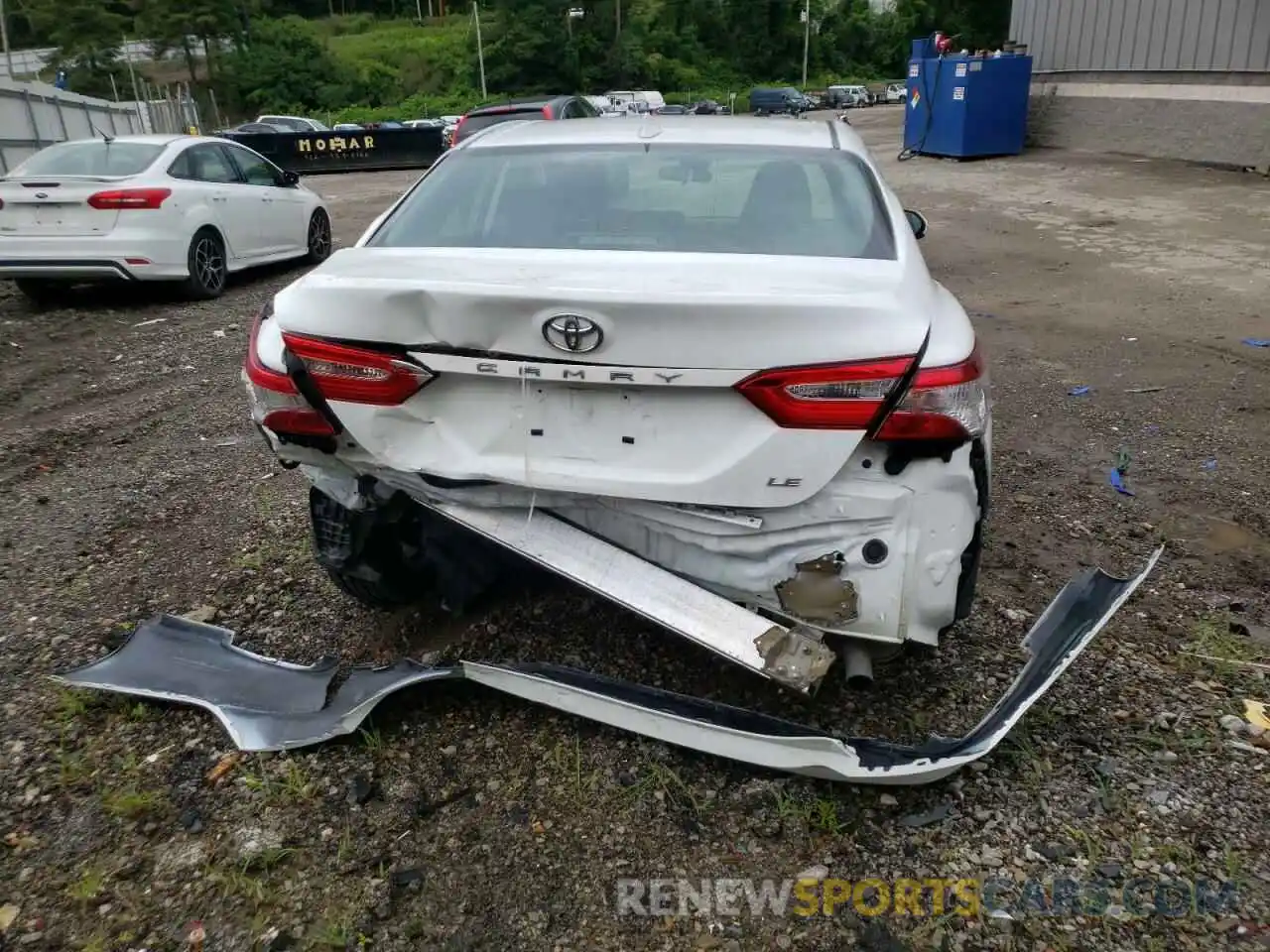 9 Photograph of a damaged car 4T1B11HK9KU252791 TOYOTA CAMRY 2019