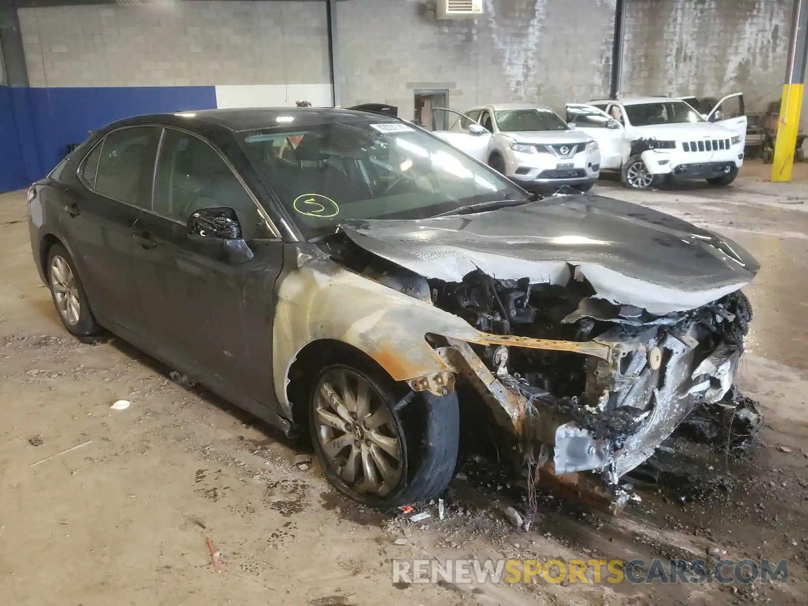 1 Photograph of a damaged car 4T1B11HK9KU256209 TOYOTA CAMRY 2019