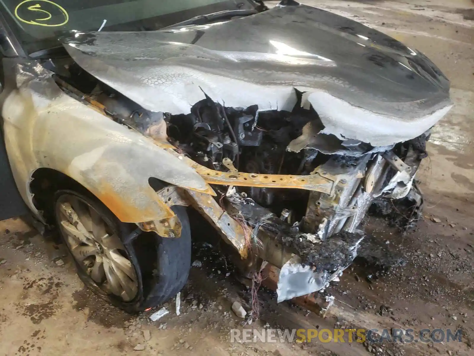 9 Photograph of a damaged car 4T1B11HK9KU256209 TOYOTA CAMRY 2019