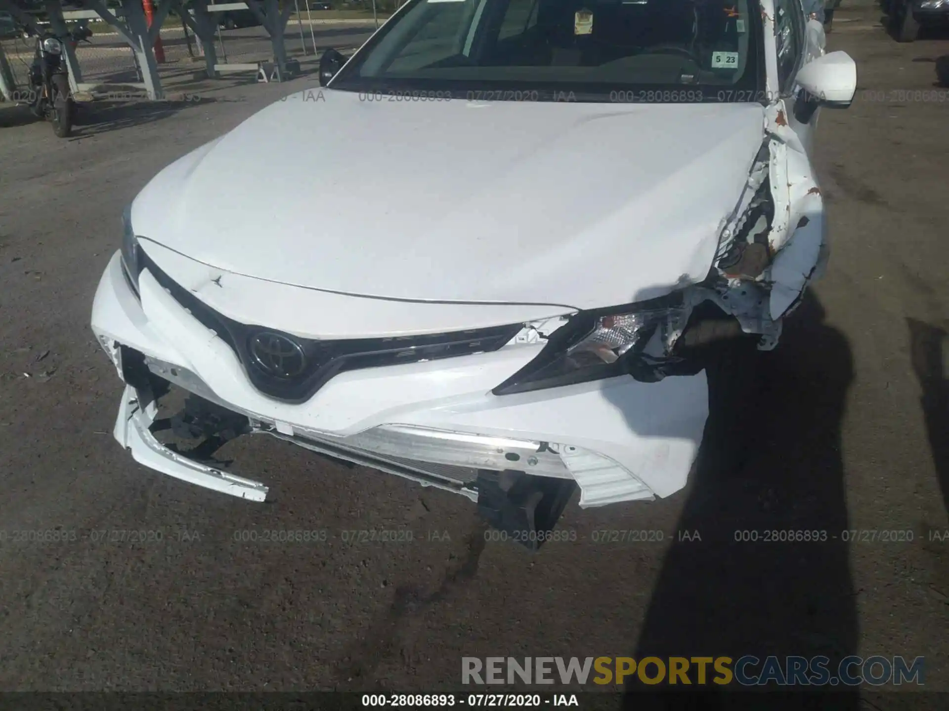 6 Photograph of a damaged car 4T1B11HK9KU257229 TOYOTA CAMRY 2019