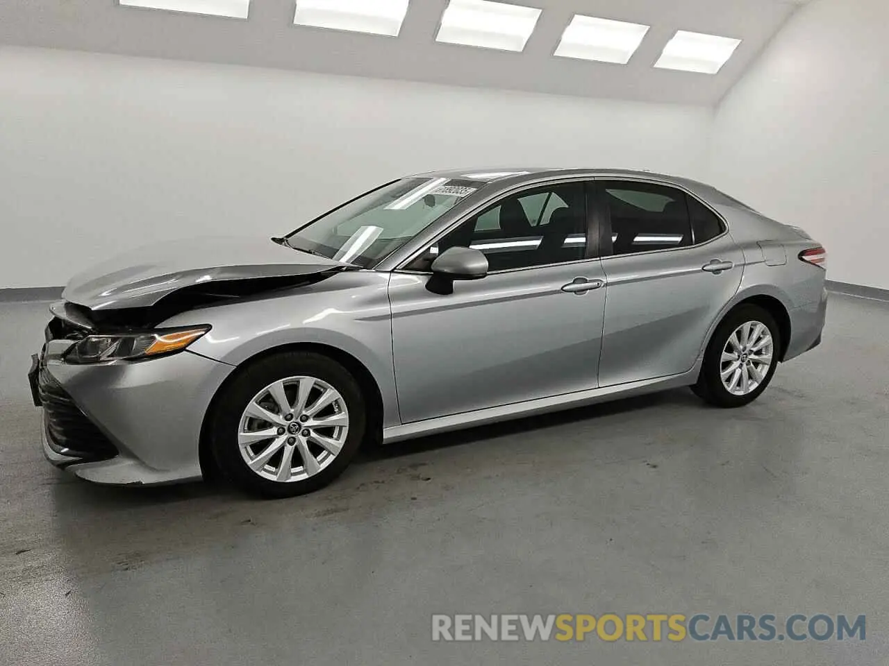 1 Photograph of a damaged car 4T1B11HK9KU258655 TOYOTA CAMRY 2019