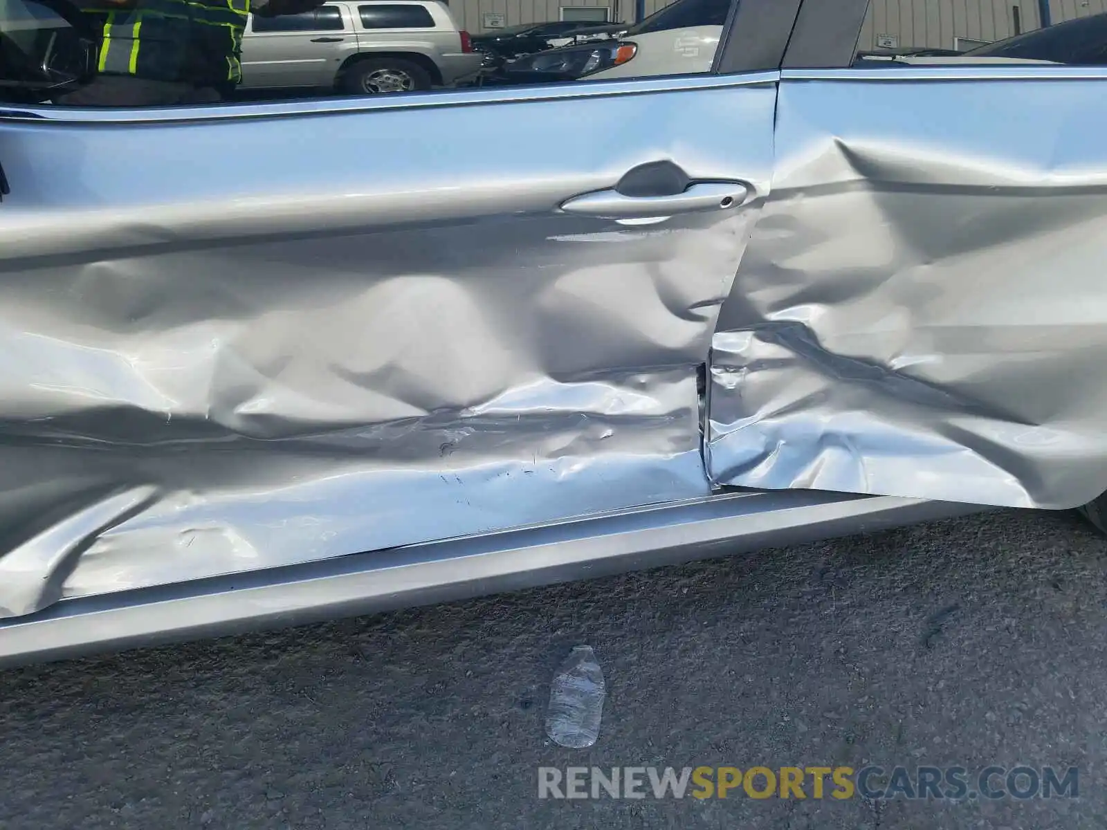 10 Photograph of a damaged car 4T1B11HK9KU266593 TOYOTA CAMRY 2019