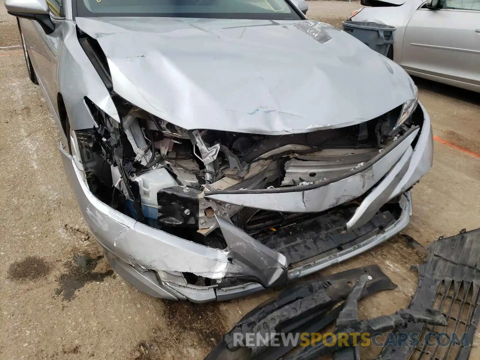 9 Photograph of a damaged car 4T1B11HK9KU267968 TOYOTA CAMRY 2019