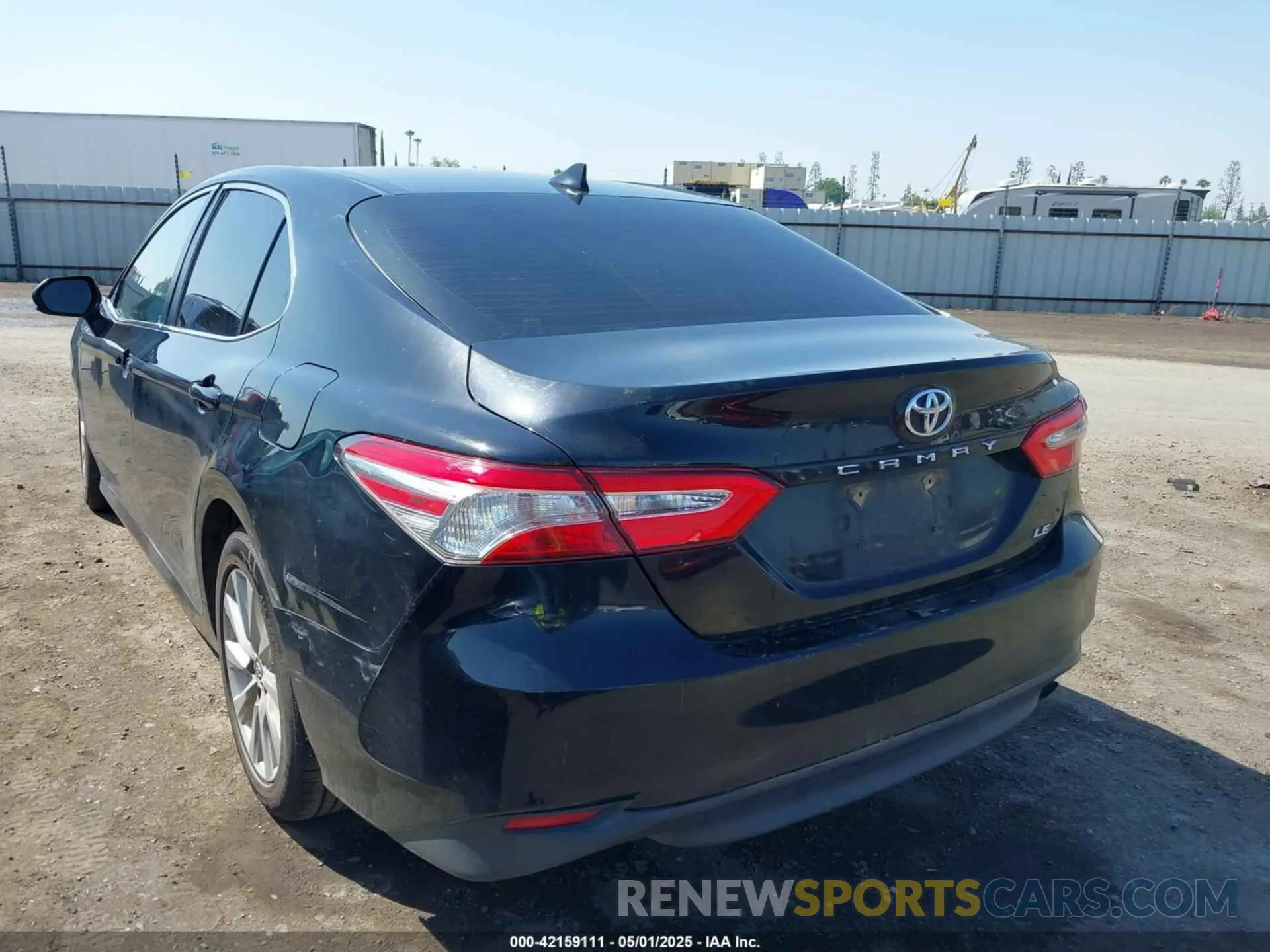 3 Photograph of a damaged car 4T1B11HK9KU268294 TOYOTA CAMRY 2019