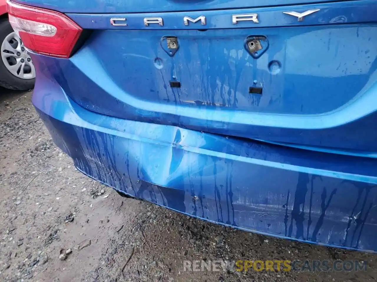 9 Photograph of a damaged car 4T1B11HK9KU268523 TOYOTA CAMRY 2019