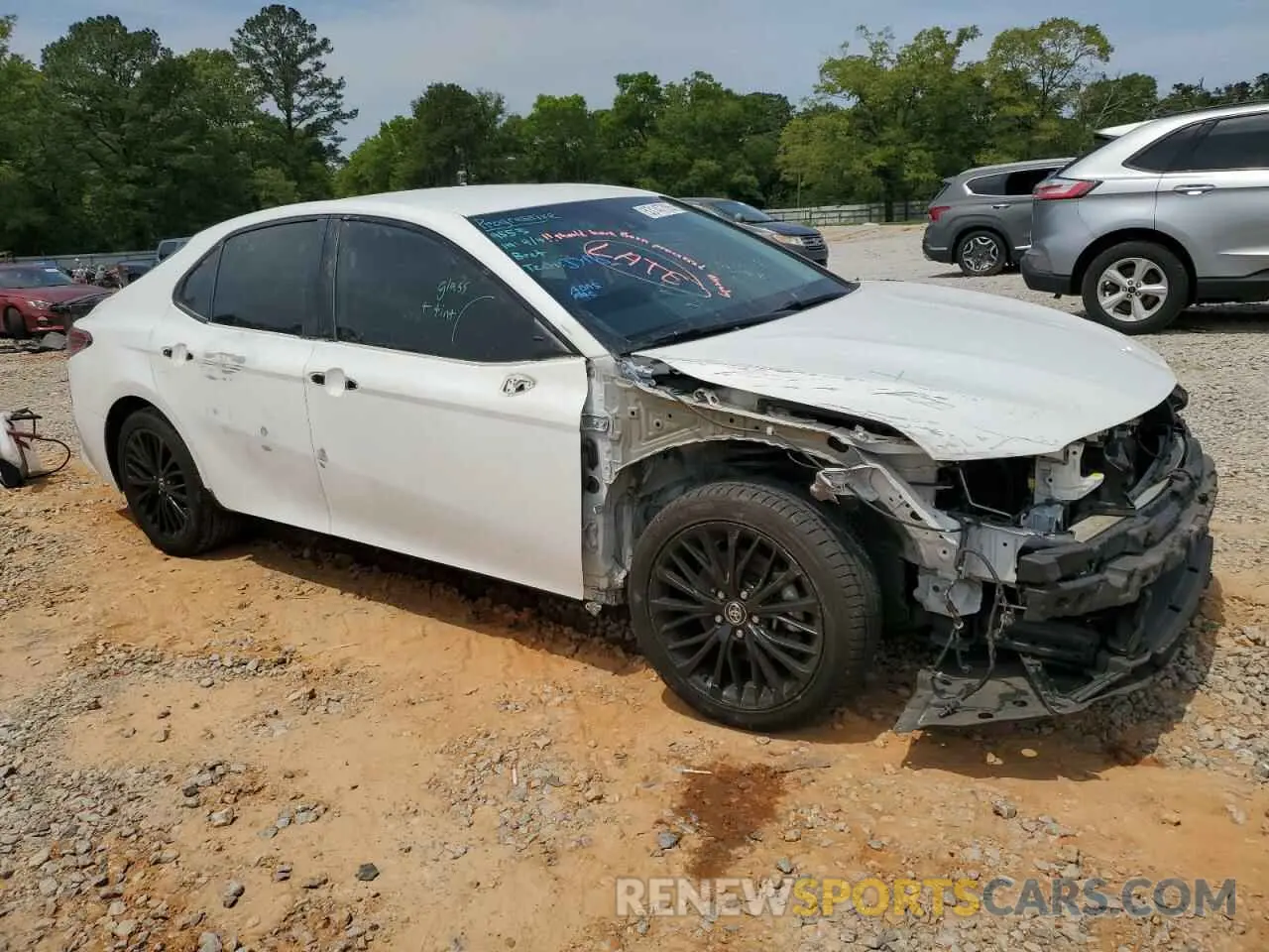 4 Photograph of a damaged car 4T1B11HK9KU269042 TOYOTA CAMRY 2019