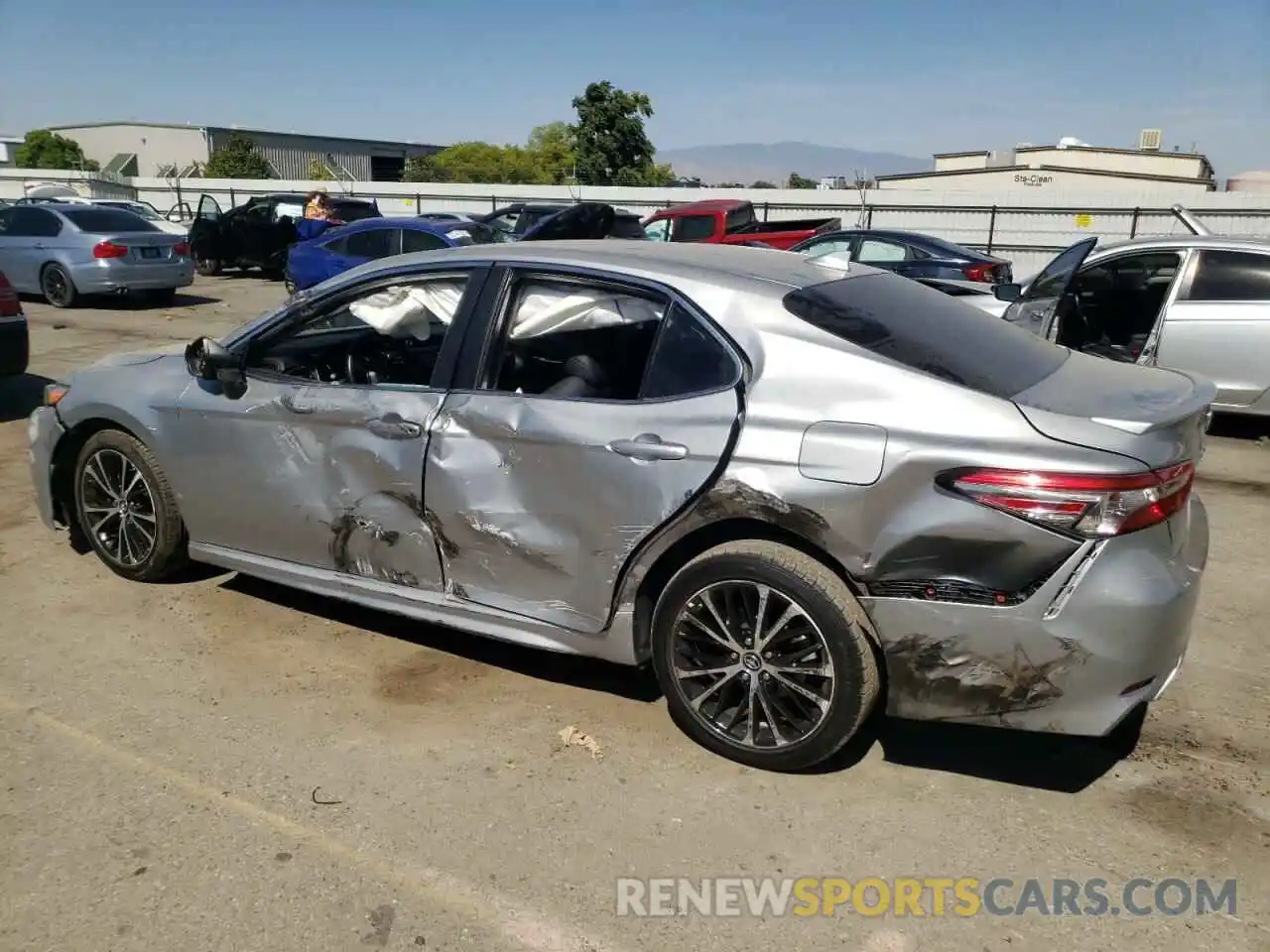 9 Photograph of a damaged car 4T1B11HK9KU270305 TOYOTA CAMRY 2019