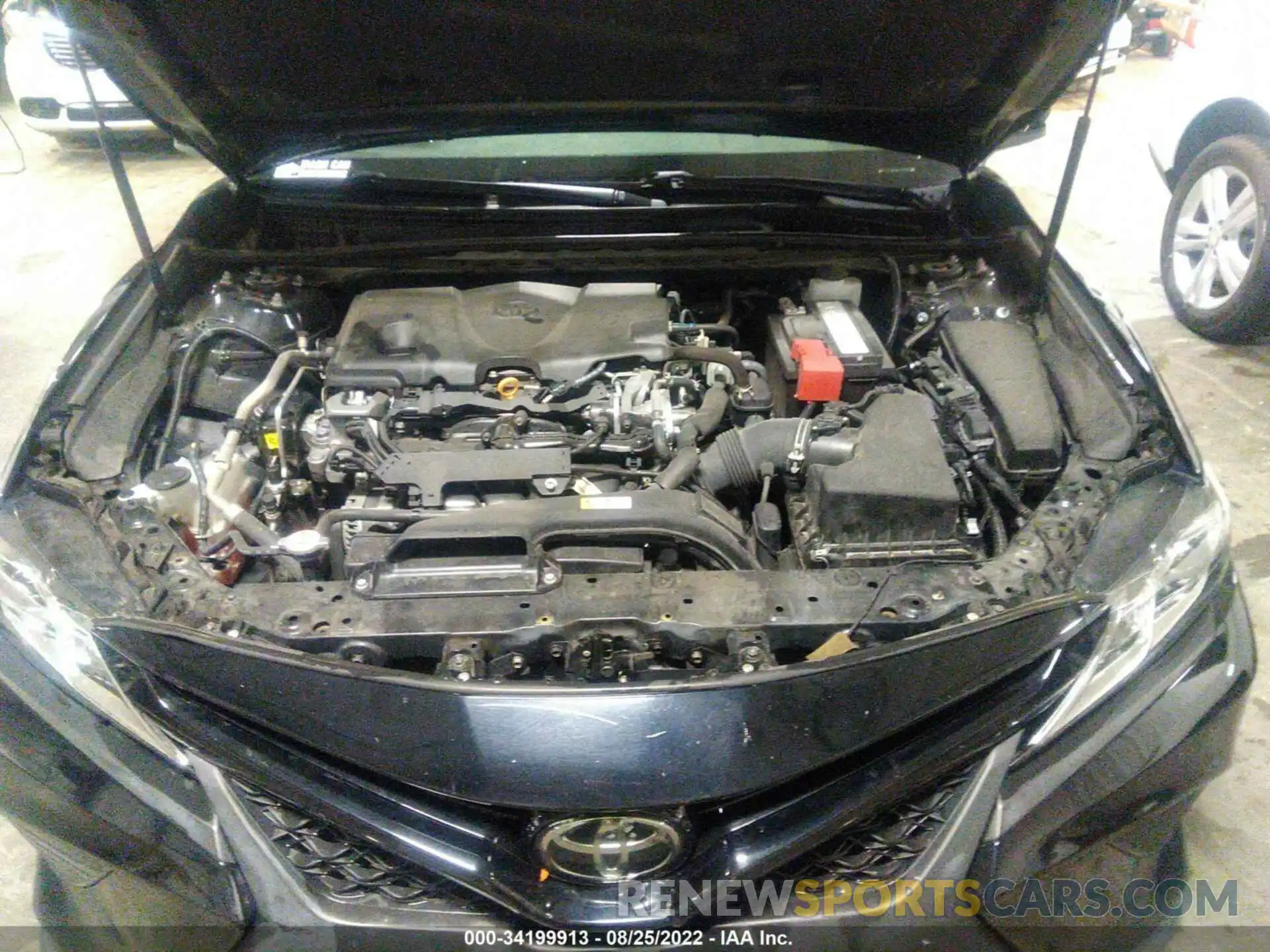 10 Photograph of a damaged car 4T1B11HK9KU274368 TOYOTA CAMRY 2019